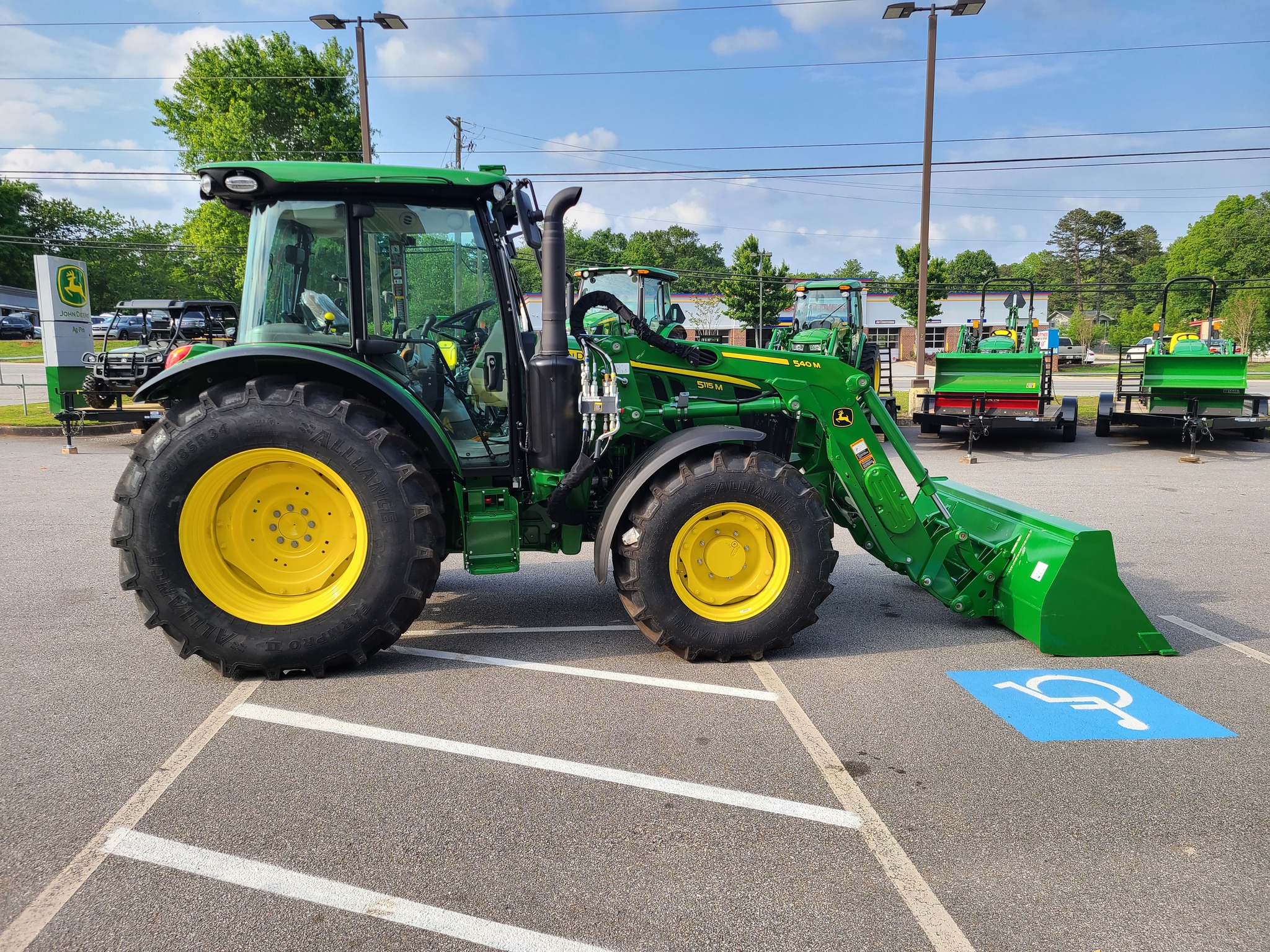 2024 John Deere 5120M Image 7