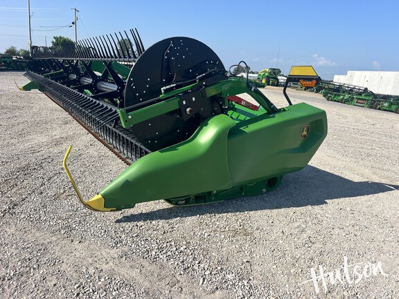 Photo of 2023 John Deere RD40F