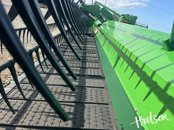 Photo of 2023 John Deere RD40F