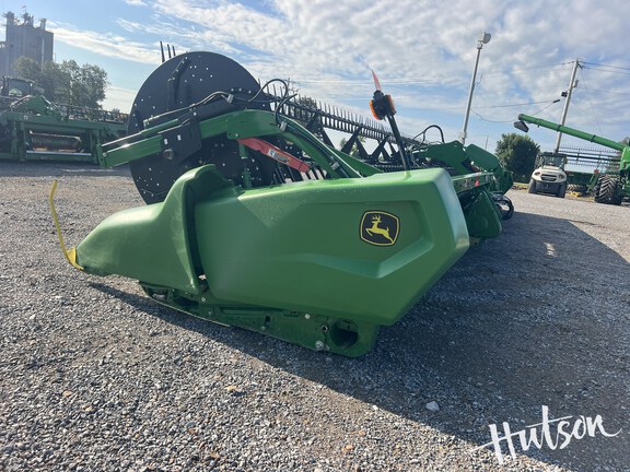 Photo of 2023 John Deere RD40F