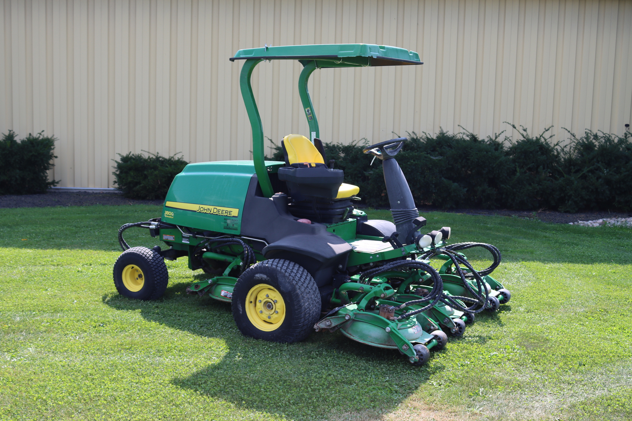 2011 John Deere 8800 Rough Mowers