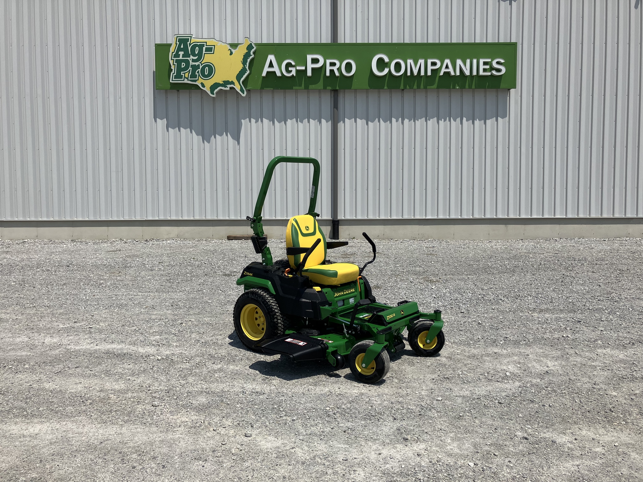2025 John Deere Z530R Image 1