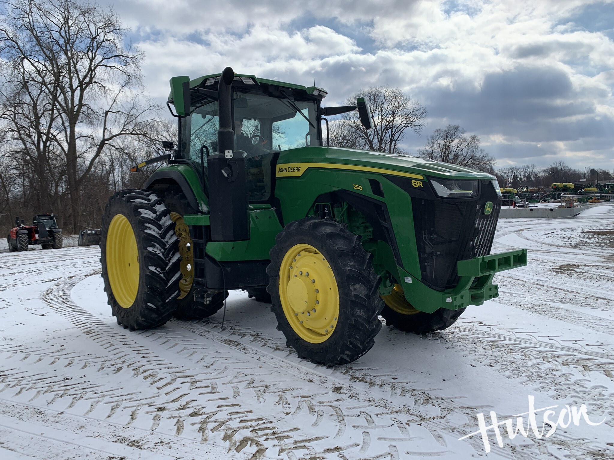 2024 John Deere 8R 250