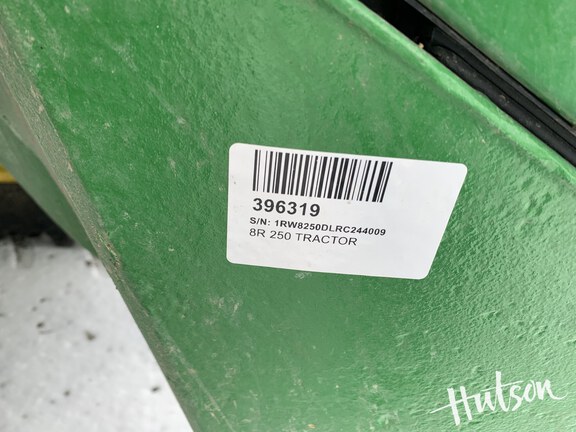 Photo of 2024 John Deere 8R 250