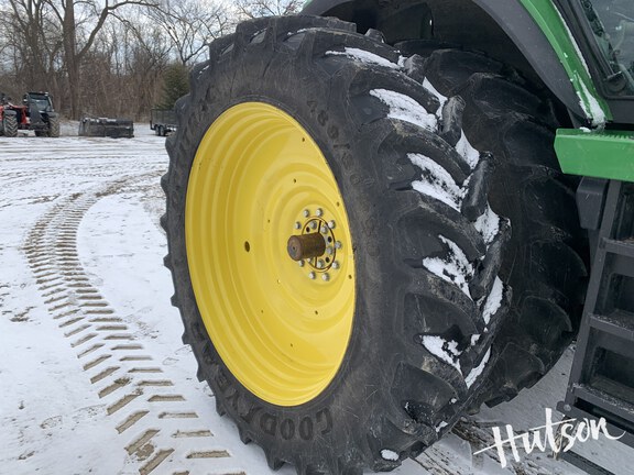 Photo of 2024 John Deere 8R 250