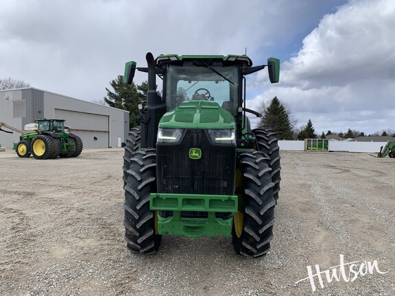 Photo of 2024 John Deere 8R 250