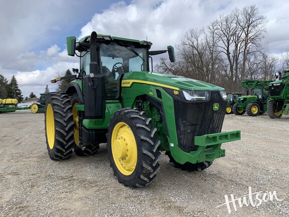 Photo of 2024 John Deere 8R 250