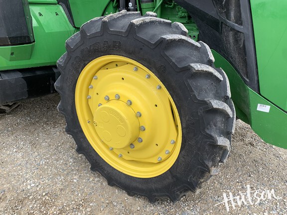 Photo of 2024 John Deere 8R 250