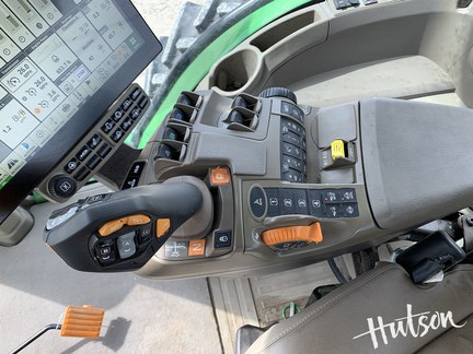 Photo of 2024 John Deere 8R 250