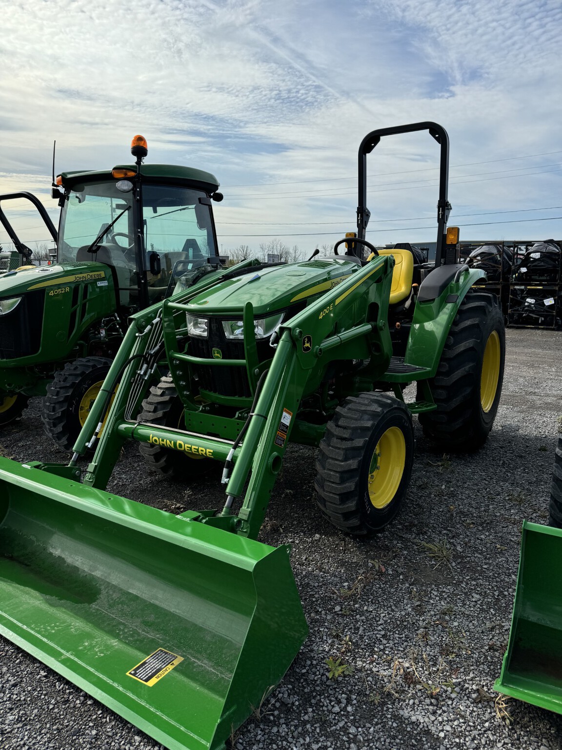 2023 John Deere 4044M Image 2