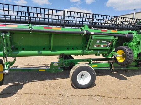 Used 2021 John Deere HD50R Combine Platforms at Horizon Ag & Turf in St. Paul, AB - Photo4