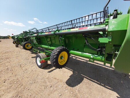 Used 2021 John Deere HD50R Combine Platforms at Horizon Ag & Turf in St. Paul, AB - Photo3