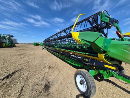 Used 2021 John Deere HD50R Combine Platforms at Horizon Ag & Turf in St. Paul, AB - Photo12