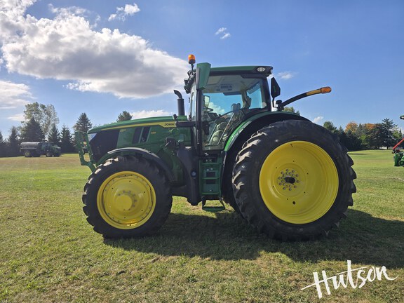 Photo of 2023 John Deere 6R 195
