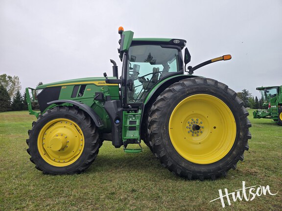 Photo of 2023 John Deere 6R 195