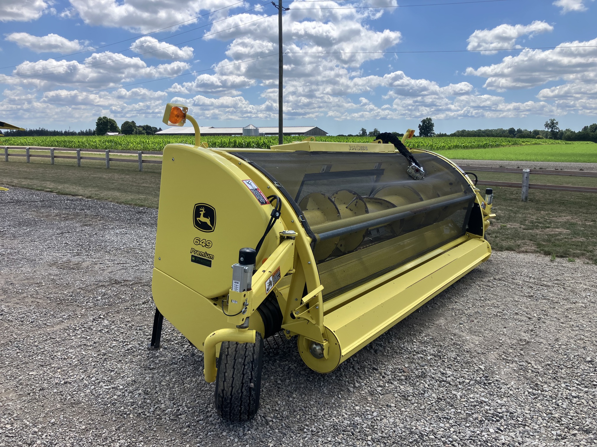 2022 John Deere 649 Image 1