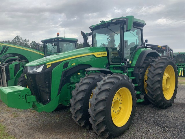 2023 John Deere 8R 370 Image 1