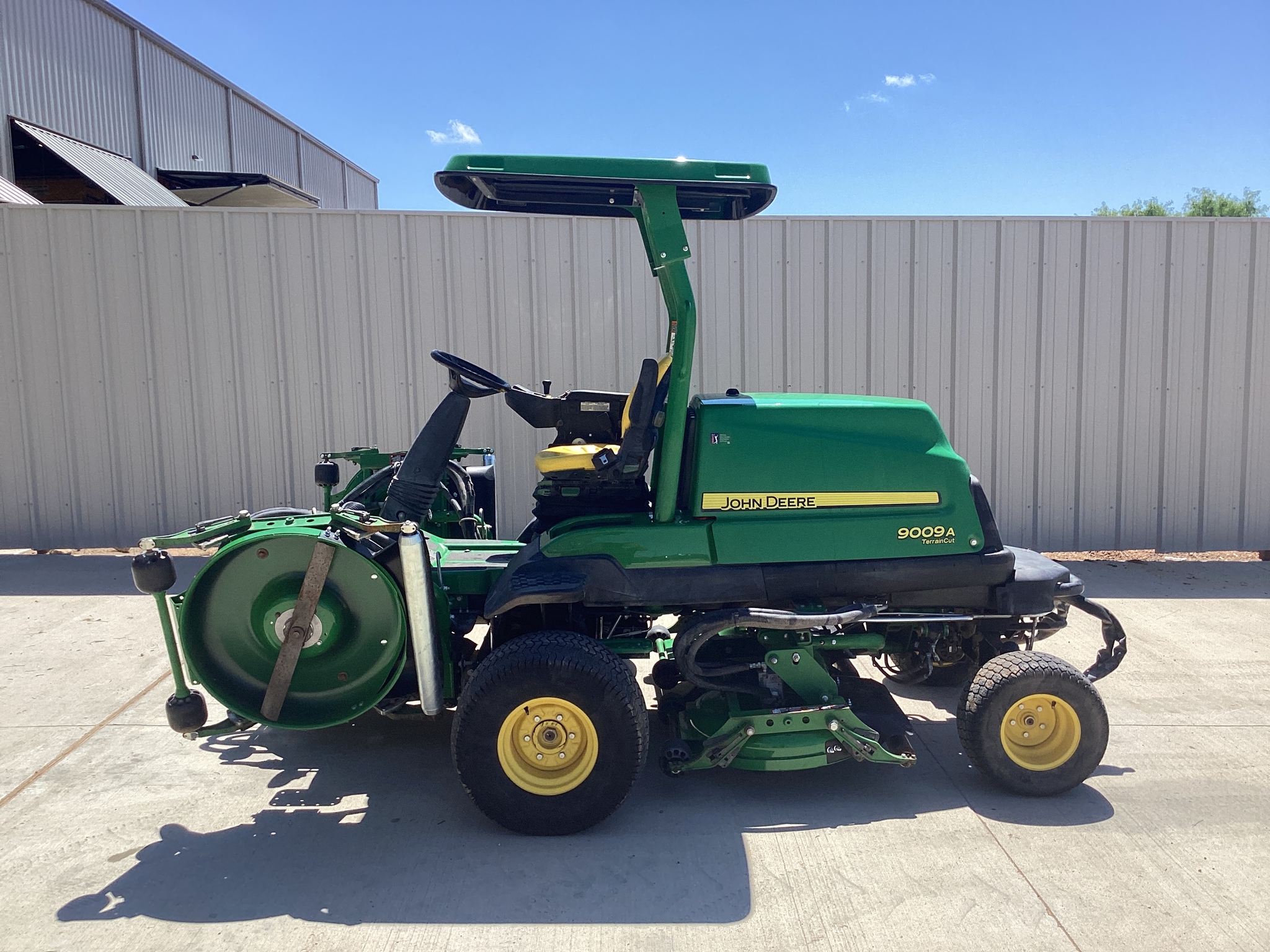 2021 John Deere 9009A Image 1