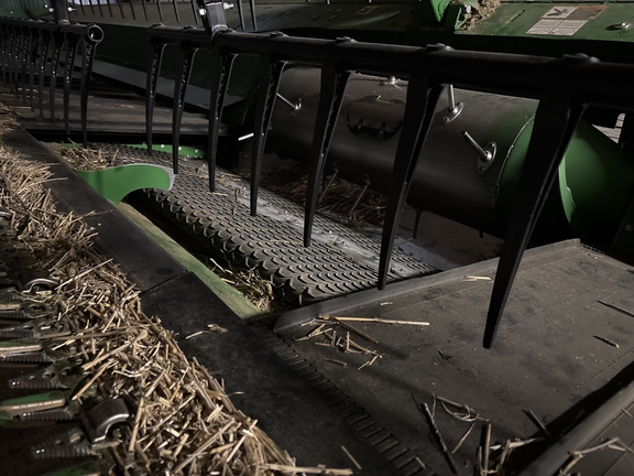 Used 2022 John Deere RD40F Combine Platforms at Koenig Equipment in Anna, OH - Photo5