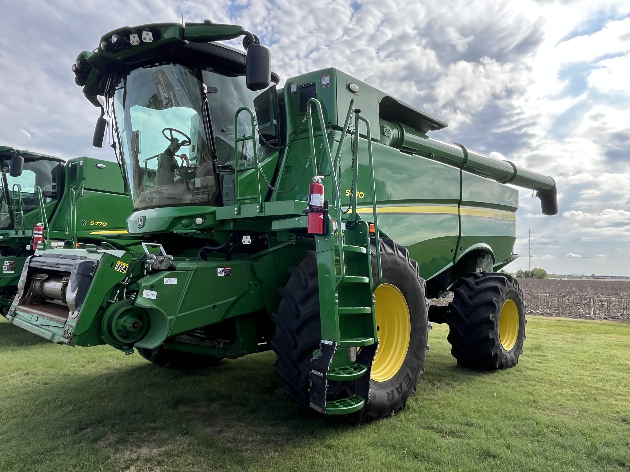2022 John Deere S770 Image 2