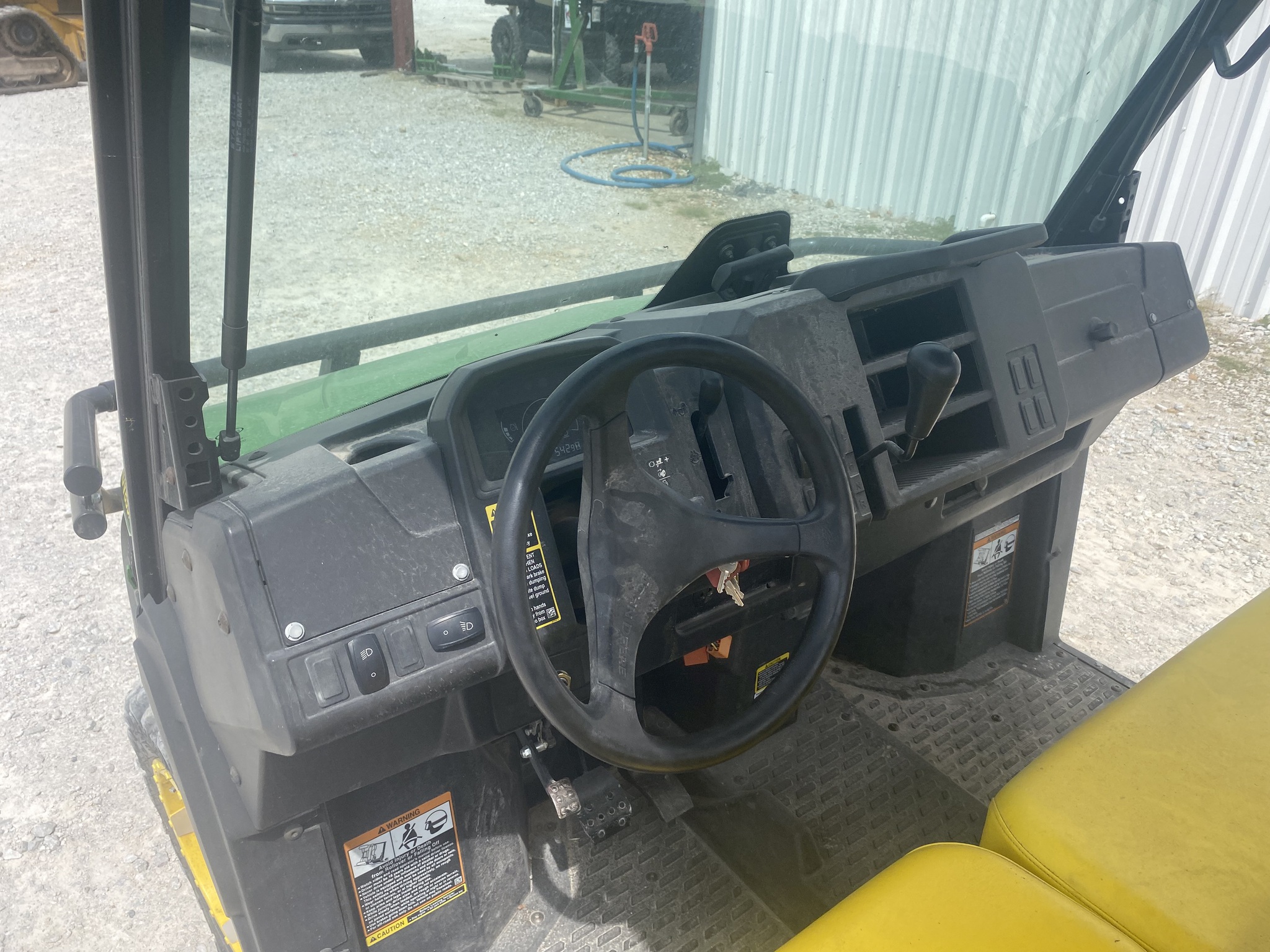  2019 John Deere XUV 835M at Heritage Tractor in Harrison, AR