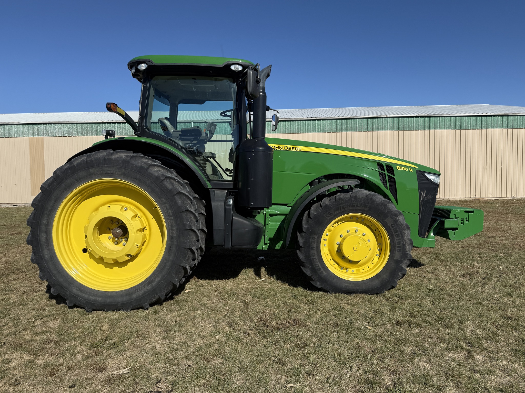 2013 John Deere 8310R Image 4