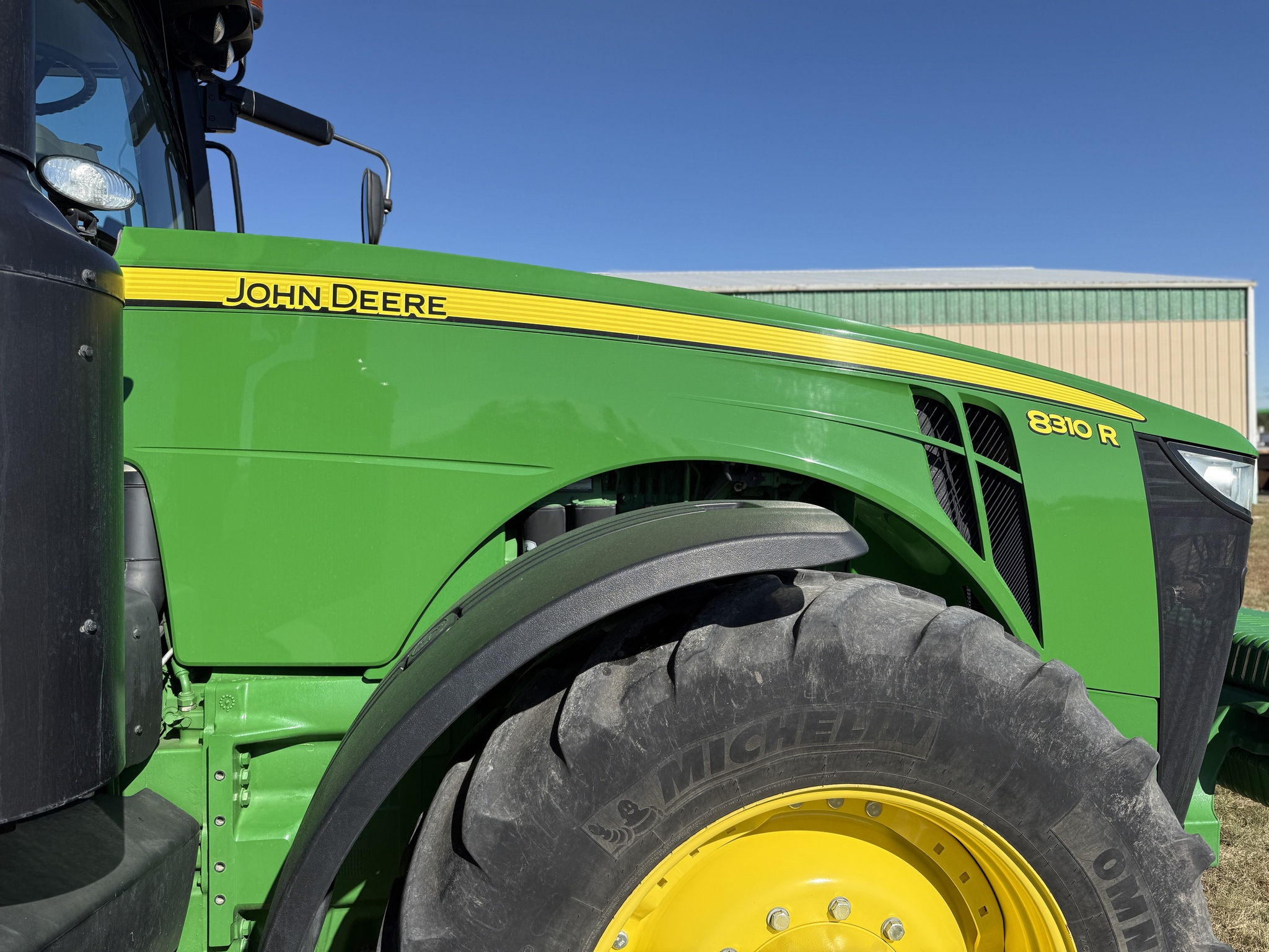 2013 John Deere 8310R Image 7