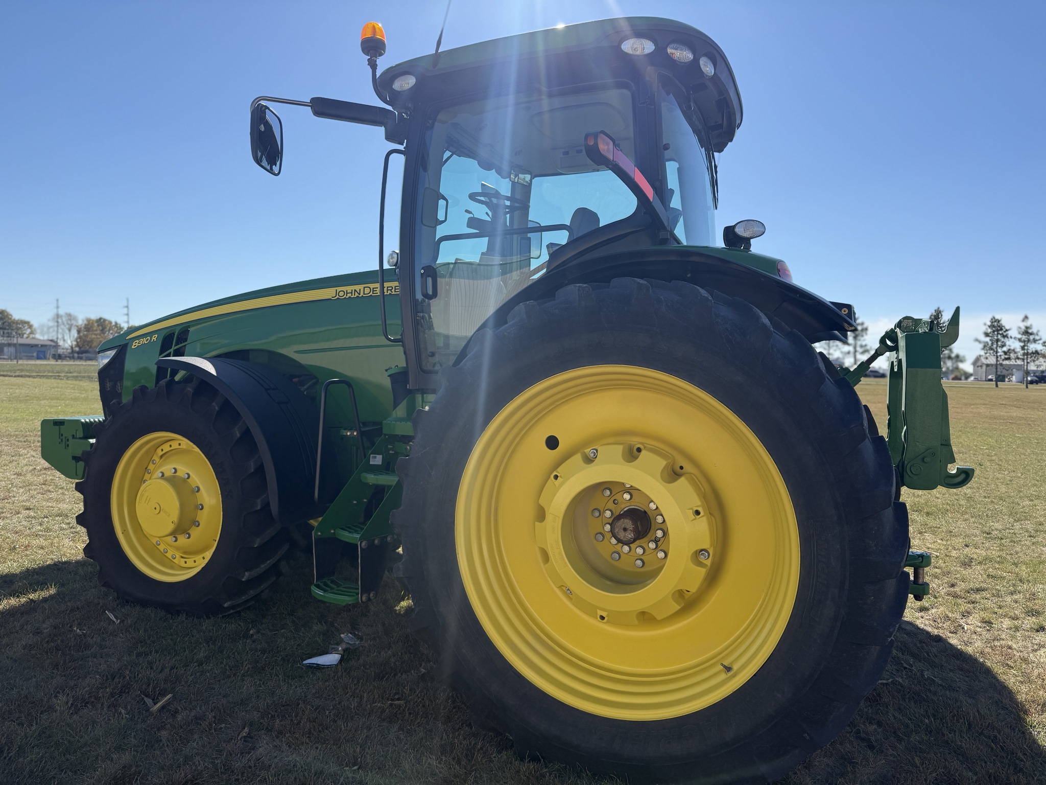 2013 John Deere 8310R Image 5