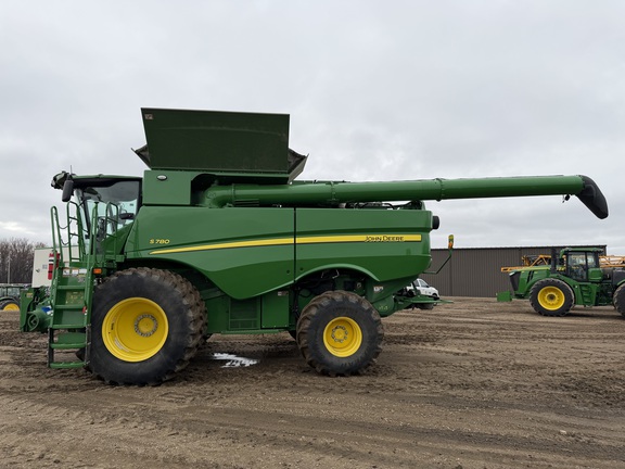 2023 John Deere S780 - Photo6