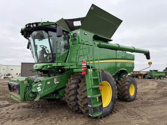 2023 John Deere S780 - Photo7