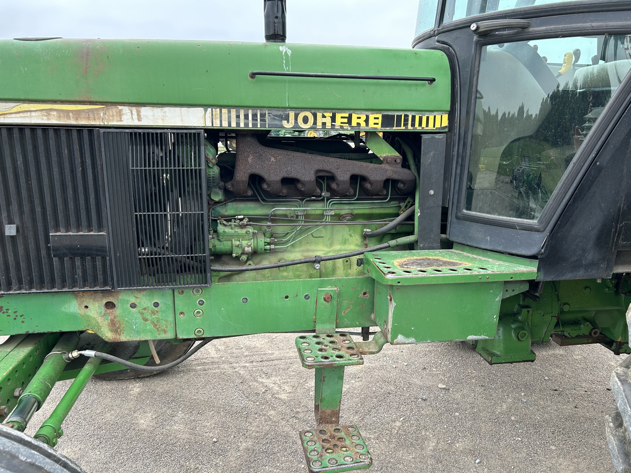 1992 John Deere 3055 Image 7
