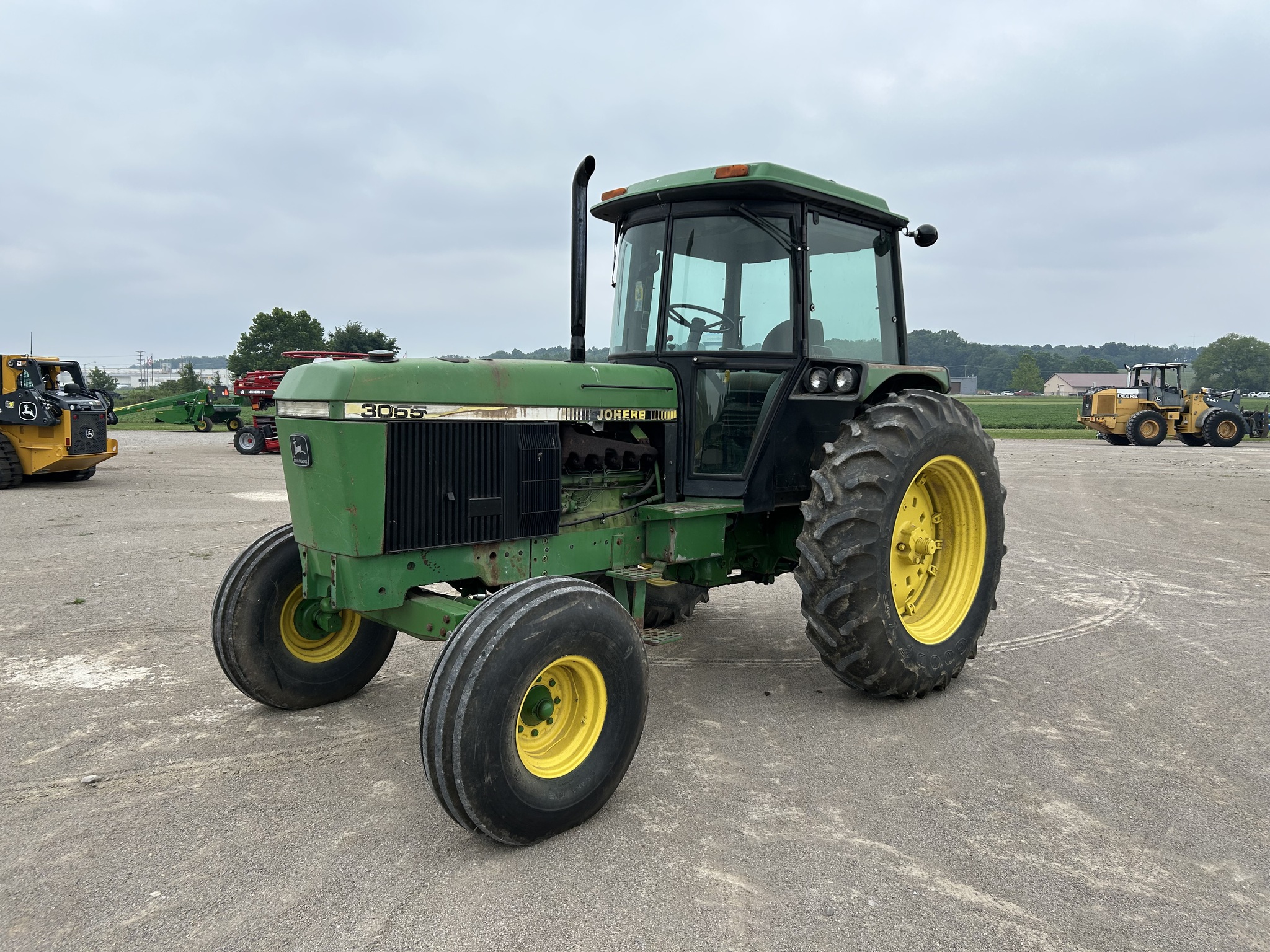 1992 John Deere 3055 Image 2