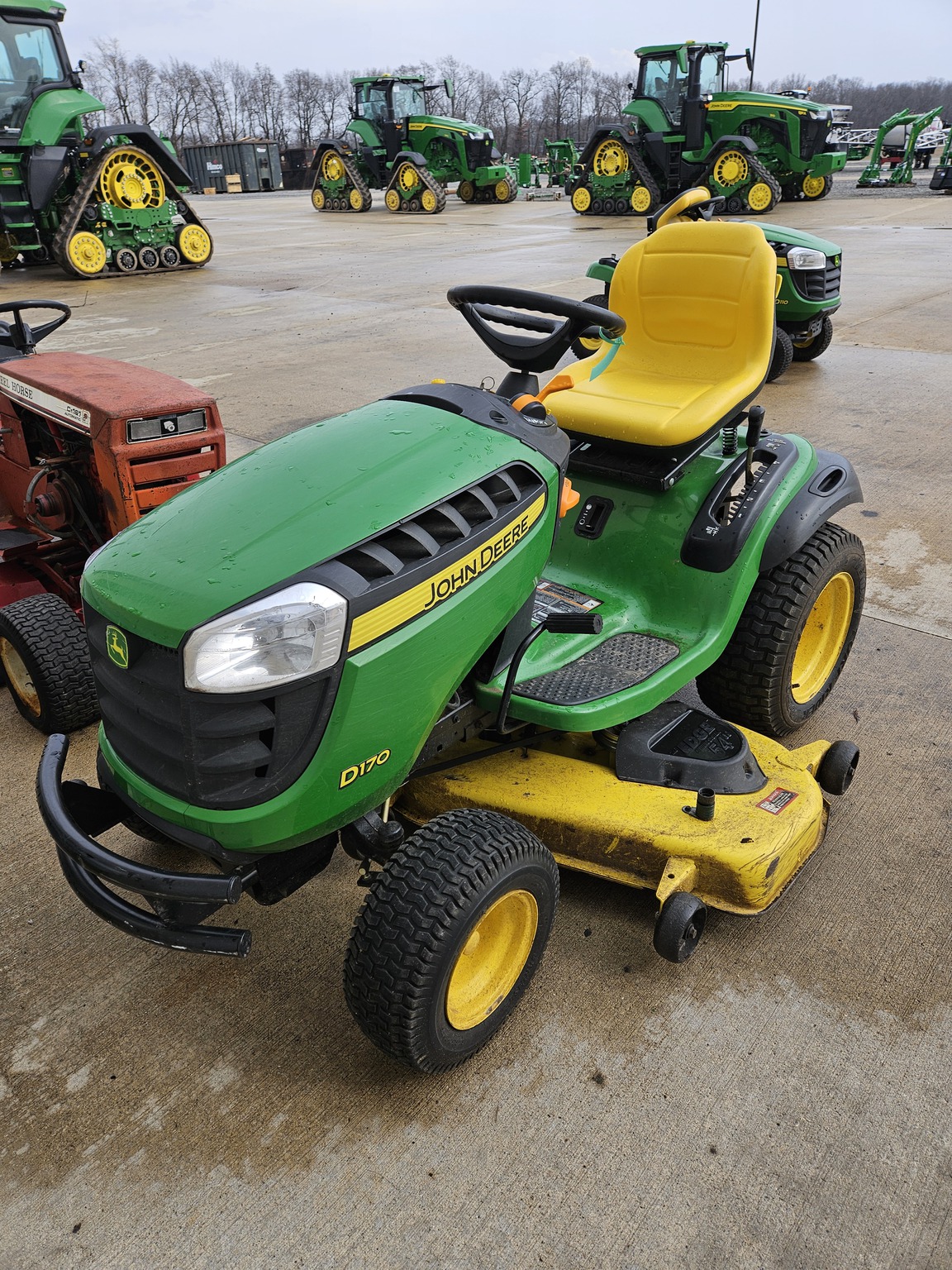 2013 John Deere D170 Image 2