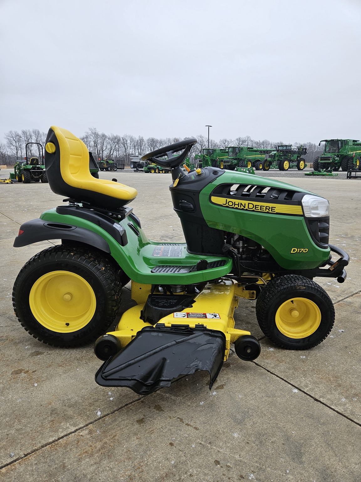 2013 John Deere D170 Image 3