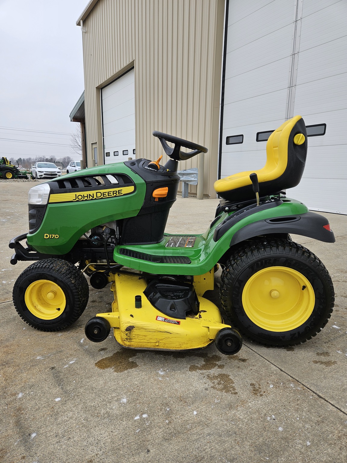 2013 John Deere D170 Image 4