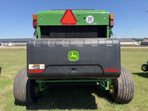2021 John Deere 560M - Photo4