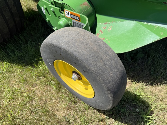 2021 John Deere 560M - Photo11