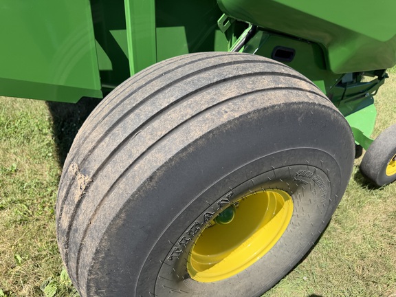 2021 John Deere 560M - Photo13