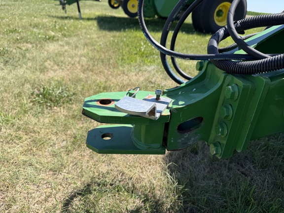 2021 John Deere 560M - Photo19