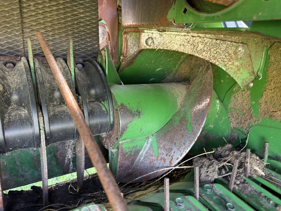 2021 John Deere 560M - Photo20