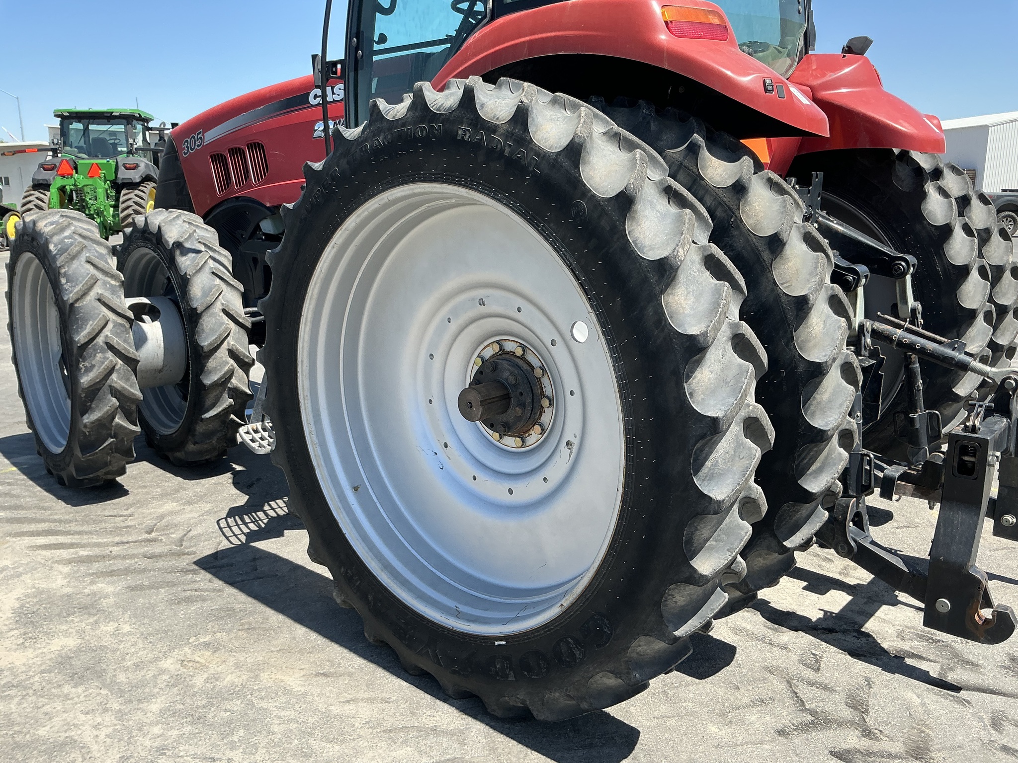 2007 Case IH Magnum 305 Image 10