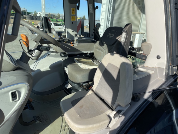 Deutz-Fahr 8280 image 10