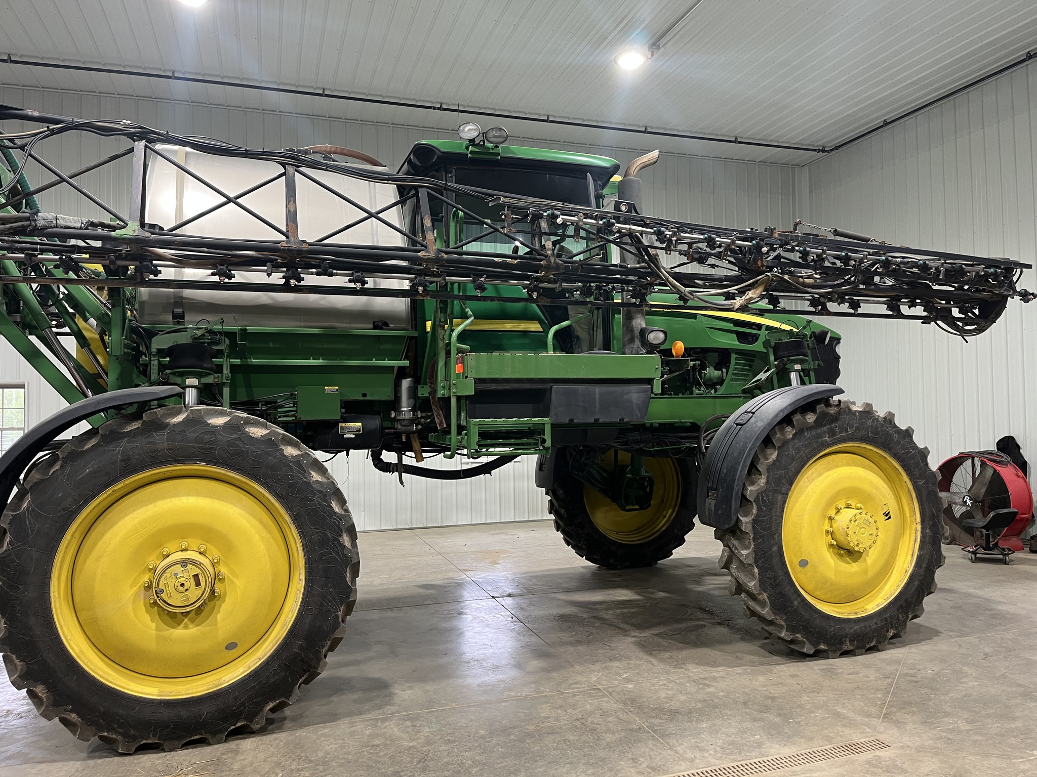 2008 John Deere 4830 Image 8