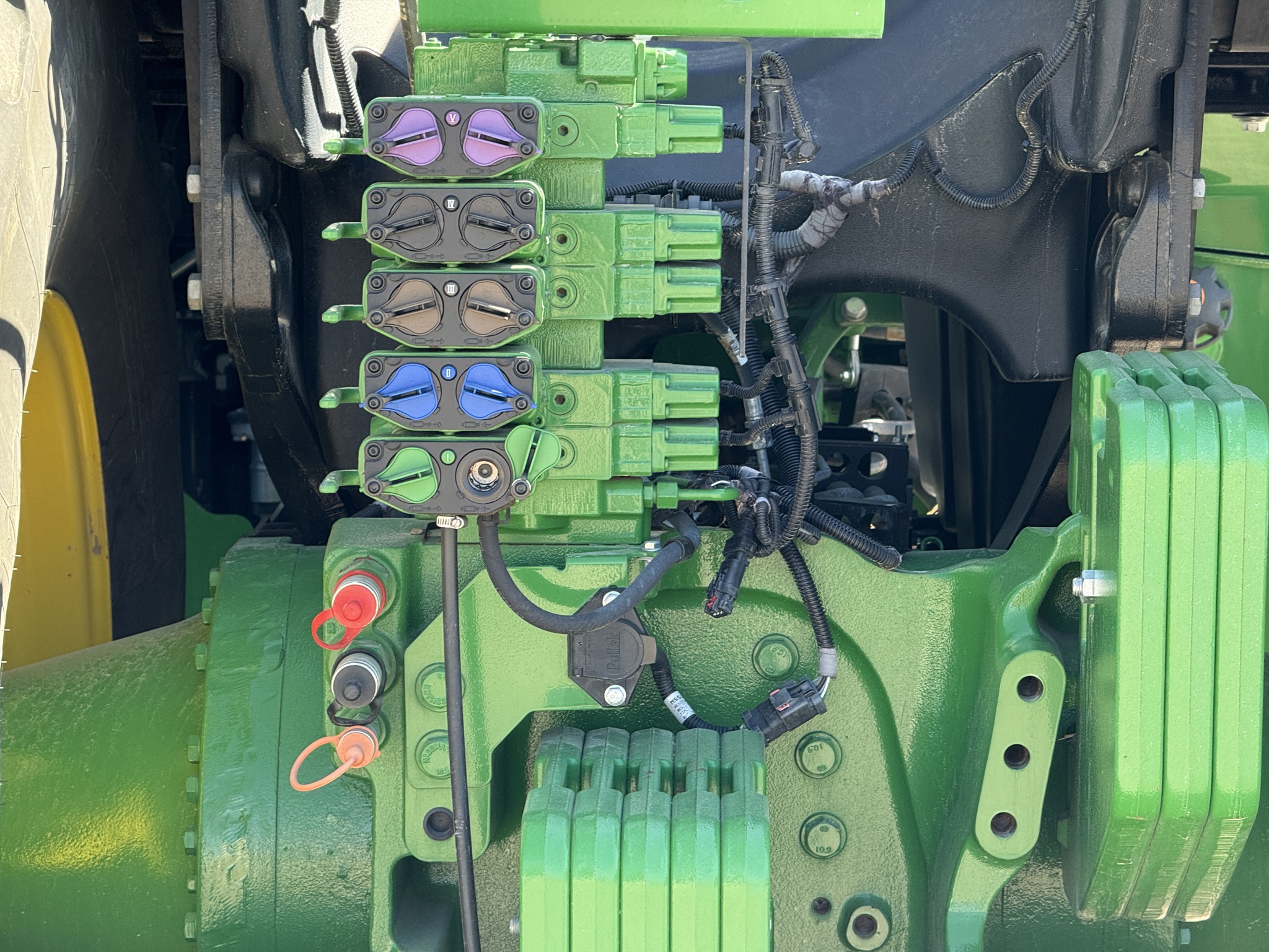 2021 John Deere 9570R Image 38