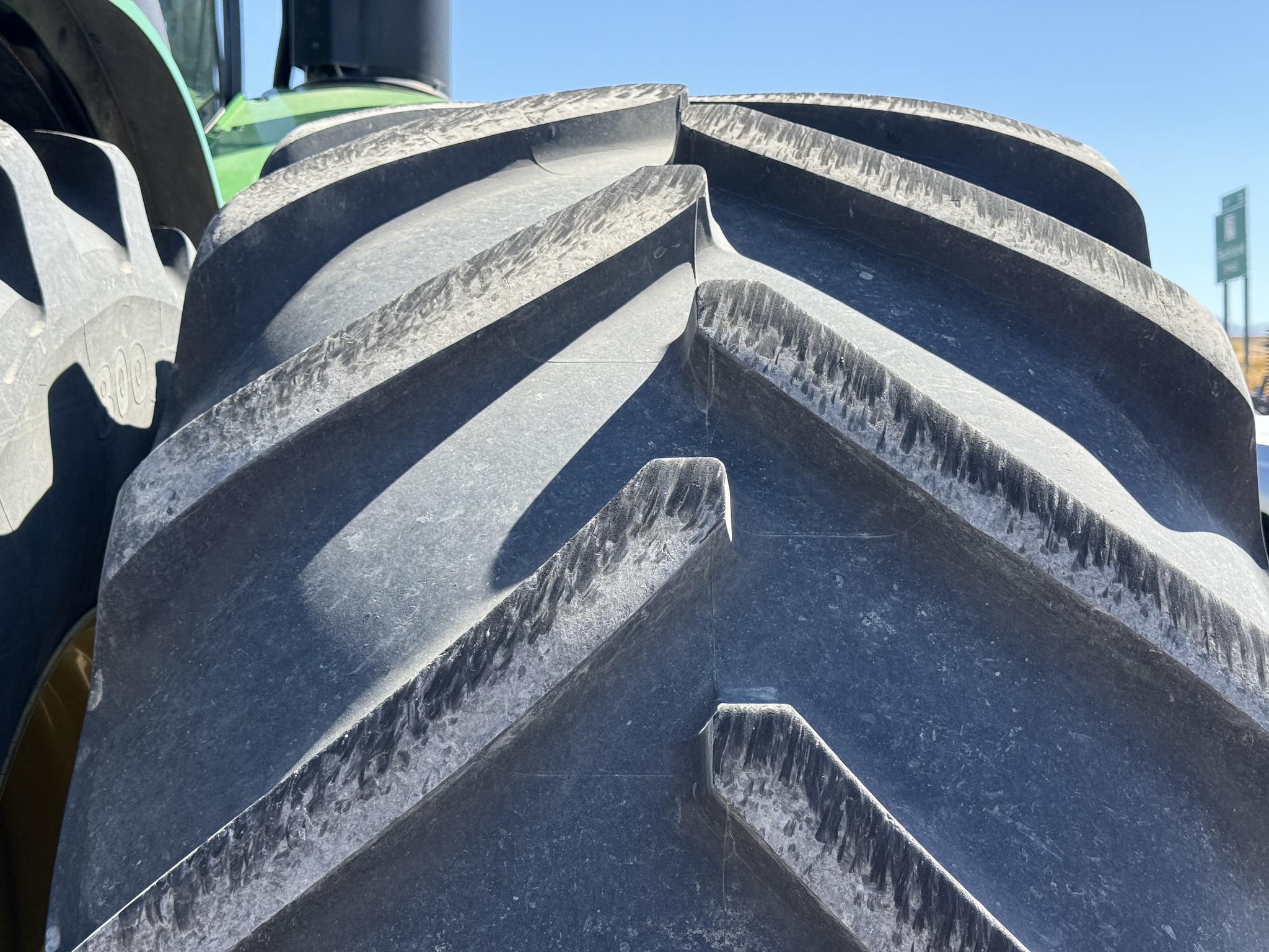 2021 John Deere 9570R Image 30