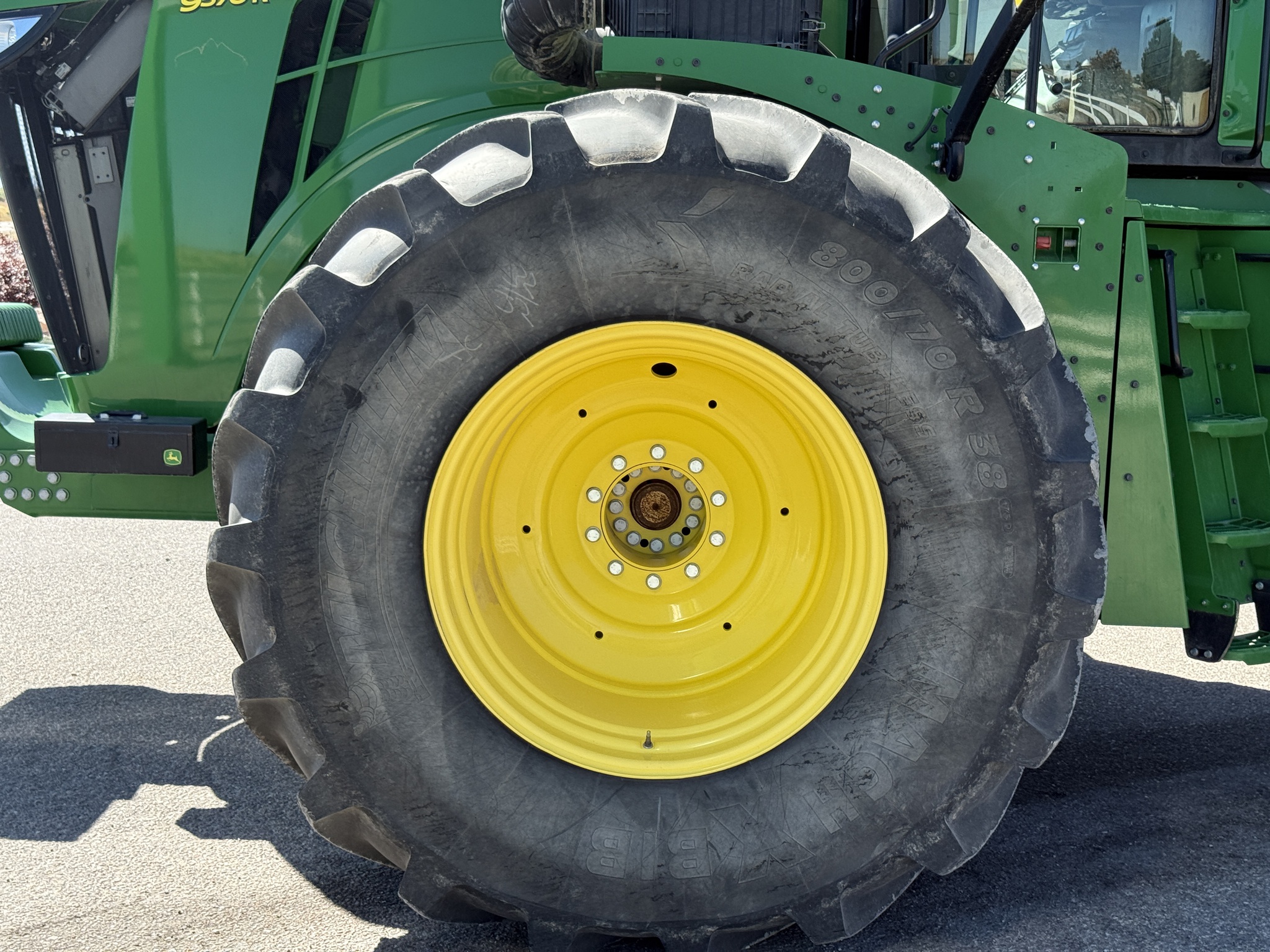 2021 John Deere 9570R Image 34