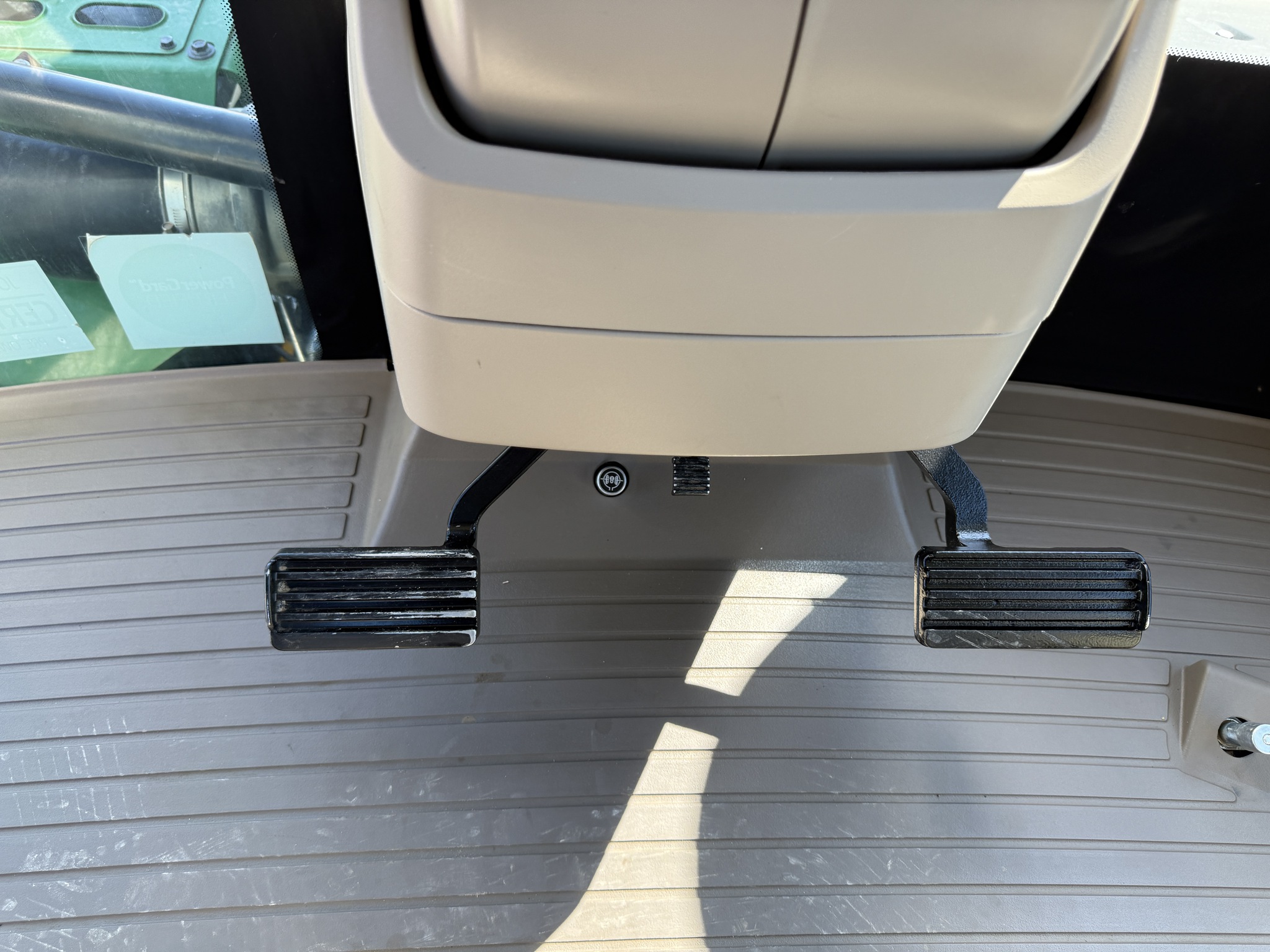 2021 John Deere 9570R Image 12