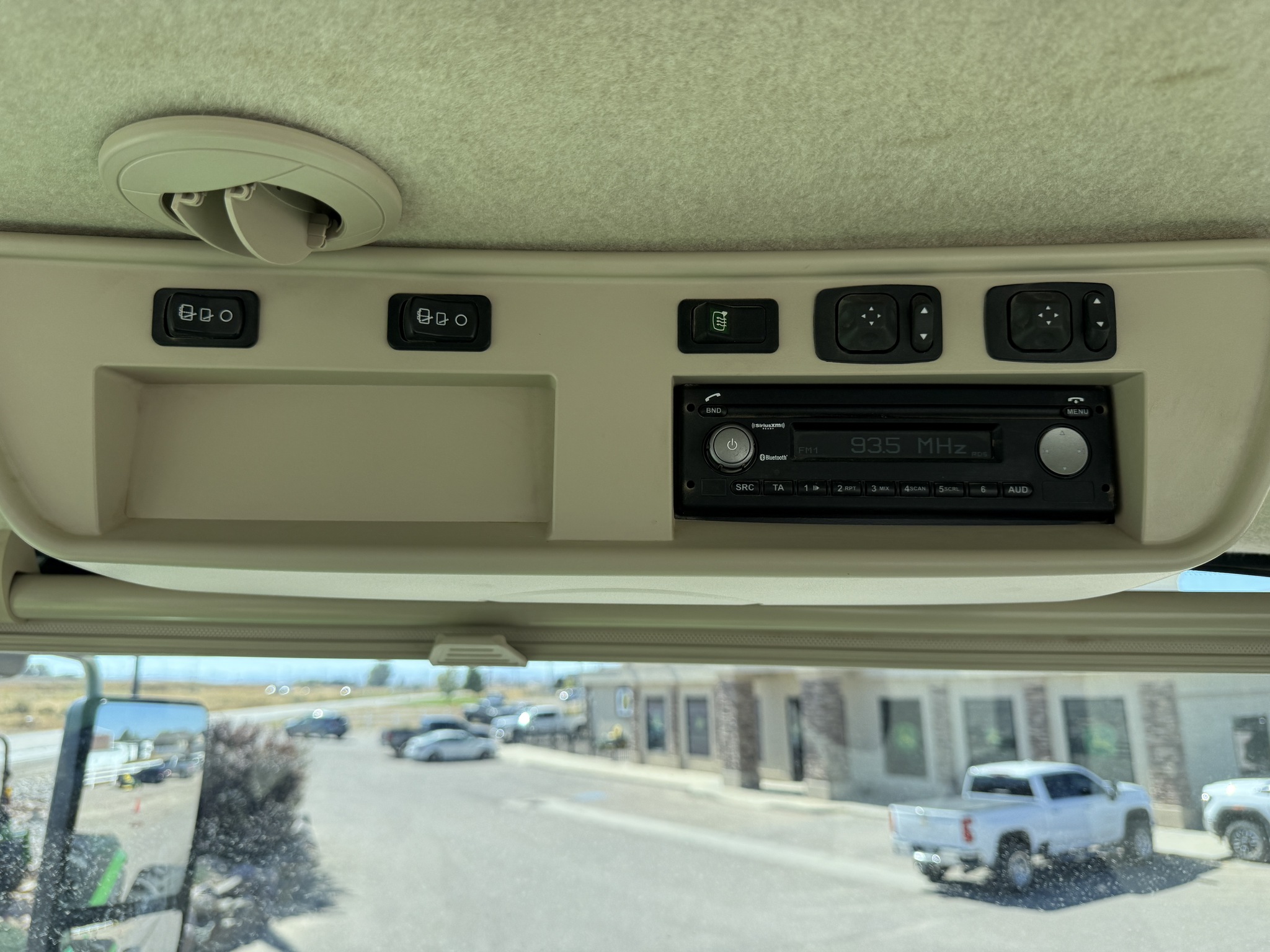 2021 John Deere 9570R Image 17