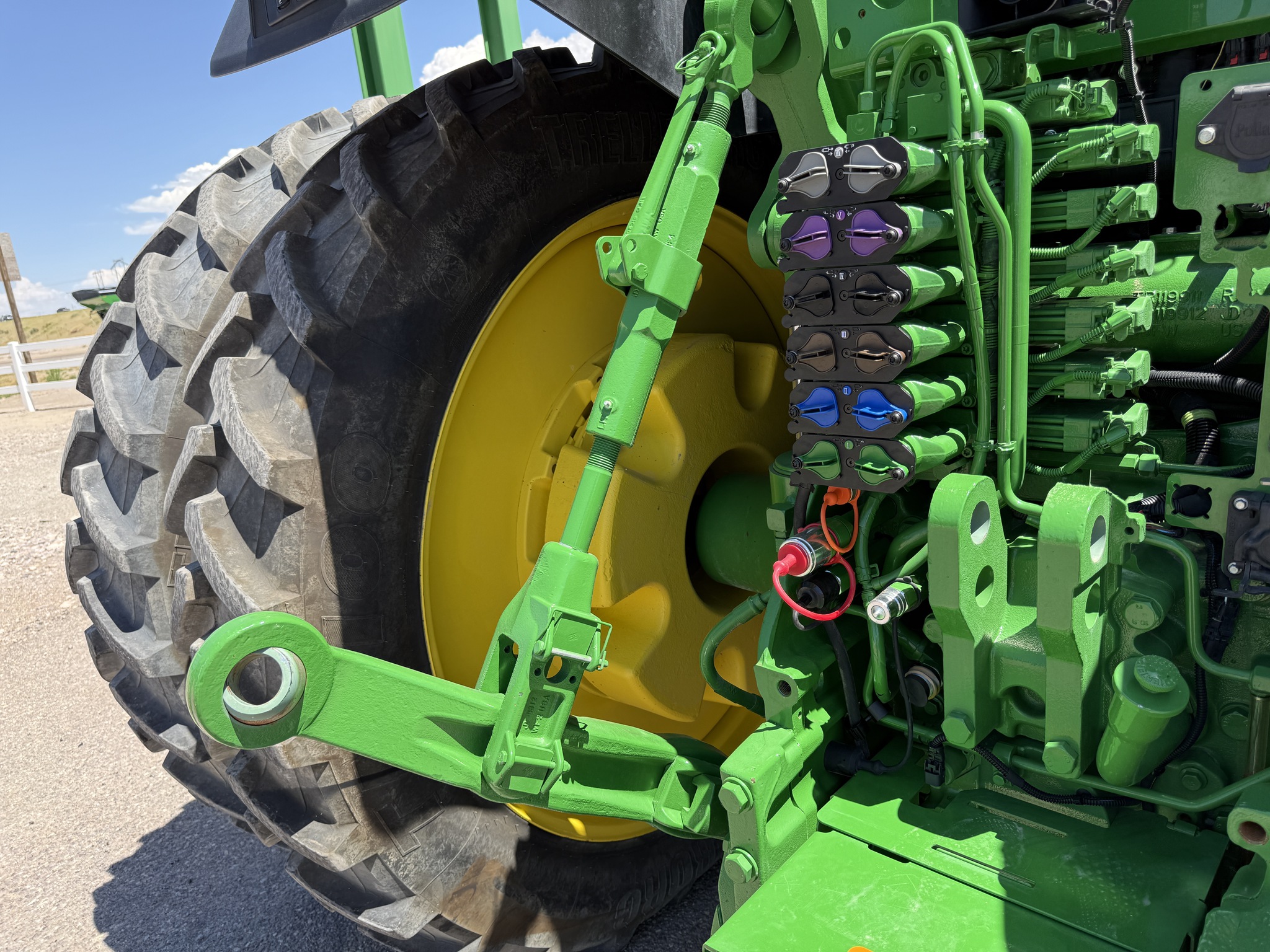 2024 John Deere 8R 340 Image 31