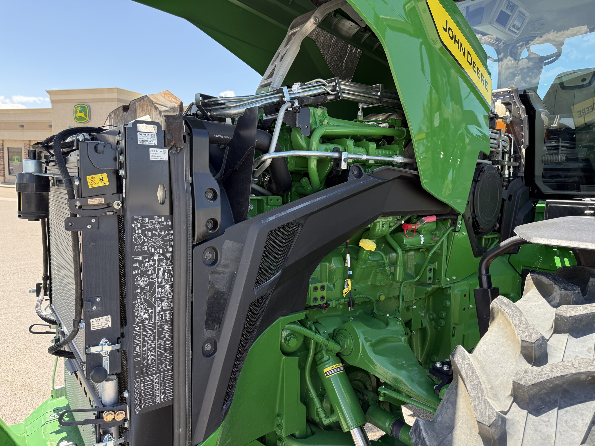 2024 John Deere 8R 340 Image 18